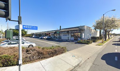 Cheuvront Thos Dr - Pet Food Store in Cypress California