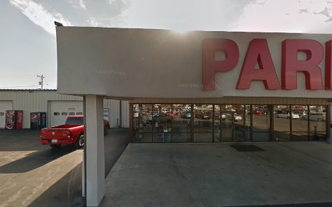 Car Dealer «Parkway Chrysler Inc», reviews and photos, 101 W 5th St, Benton, KY 42025, USA