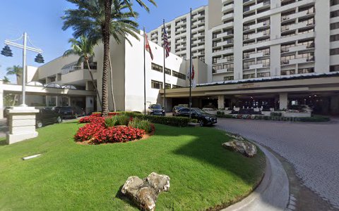 Resort «Fort Lauderdale Marriott Harbor Beach Resort & Spa», reviews and photos, 3030 Holiday Dr, Fort Lauderdale, FL 33316, USA