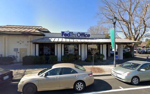 Print Shop «FedEx Office Print & Ship Center», reviews and photos, 313 F St, Davis, CA 95616, USA