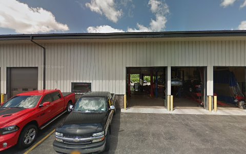 Auto Body Shop «Service King Collision Repair of Gates», reviews and photos, 73 Marway Cir, Rochester, NY 14624, USA