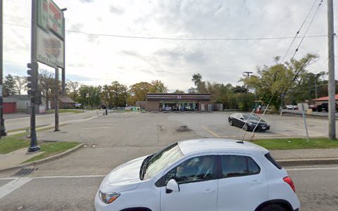 Convenience Store «7-Eleven», reviews and photos, 803 W Rollins Rd, Round Lake Beach, IL 60073, USA