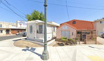 Avenal Chiropractic Offices