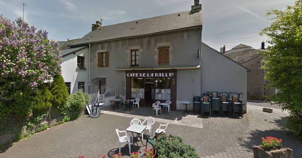 Cafe De La Halle Riom-ès-Montagnes