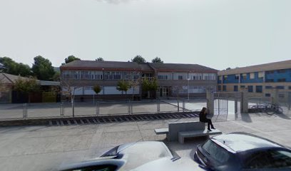 Escuela María Quintana en Mequinenza