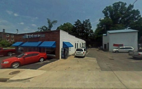 Car Dealer «Holman Motor Company», reviews and photos, 9041 N 5 Forks Rd, Amelia Court House, VA 23002, USA