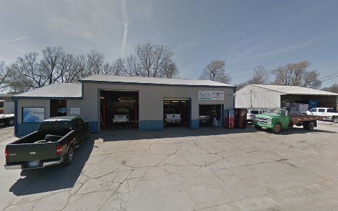 Auto Repair Shop «S & S Automotive & Towing», reviews and photos, 104 N 1st St, Seneca, KS 66538, USA