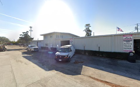 Auto Repair Shop «New Hope Auto & Truck Services», reviews and photos, 10801 49th St N, Clearwater, FL 33762, USA