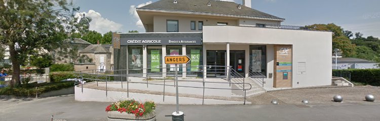 Photo du Banque Crédit Agricole Segré - Banque Assurance à Segré-en-Anjou Bleu