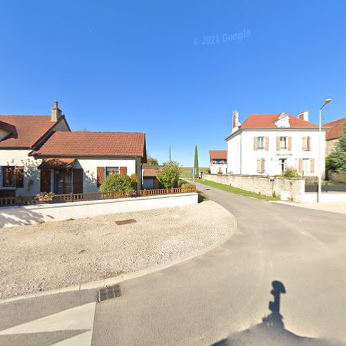 Gîte La Corvée : Location gîte LABERGEMENT-FOIGNEY au coeur de la campagne bourguignonne et à 20 minutes de Dijon, chalet en bois indépendant, pour une ambiance champêtre à Labergement-Foigney