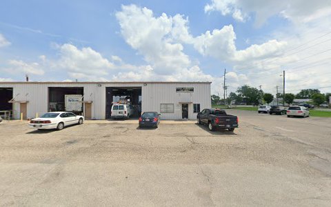 Auto Body Shop «Color Concepts Autobody Repair», reviews and photos, 5002 W 106th St, Zionsville, IN 46077, USA