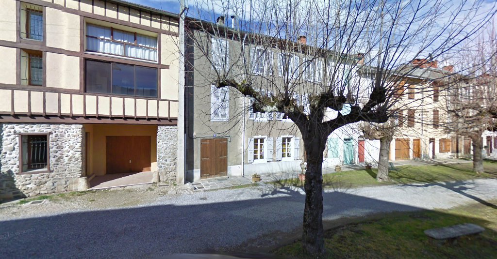 Gîte Les Tilleuls à Saurat à Saurat (Ariège 09)