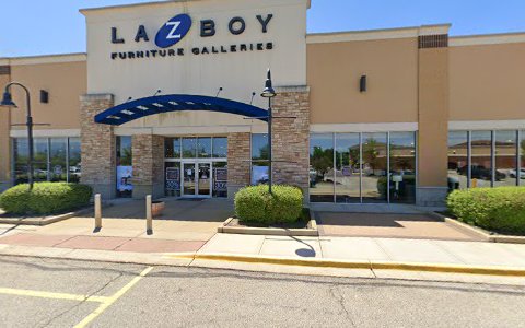 Furniture Store «La-Z-Boy Furniture Galleries», reviews and photos, 935 S Rand Rd, Lake Zurich, IL 60047, USA