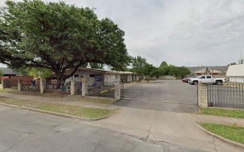 Day Care Center «Communidad Child Care Center», reviews and photos, 1721 N Garrett Ave, Dallas, TX 75206, USA