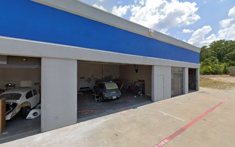 Auto Body Shop «Maaco Collision Repair & Auto Painting», reviews and photos, 2115 Sadau Ct, Denton, TX 76210, USA
