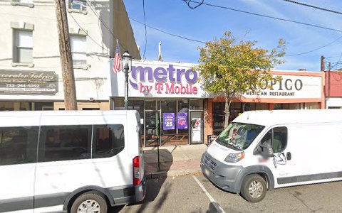 Cell Phone Store «MetroPCS Authorized Dealer», reviews and photos, 9 W Front St, Keyport, NJ 07735, USA