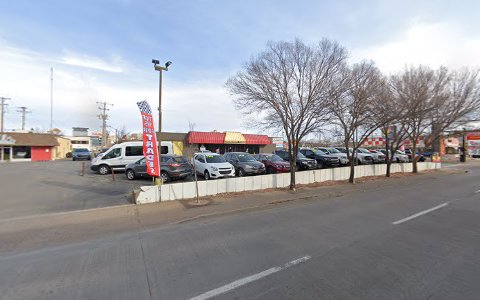 Car Dealer «Adams Auto Sales LLC», reviews and photos, 220 E Kellogg St, Wichita, KS 67202, USA