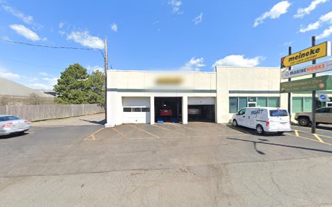 Auto Repair Shop «Meineke Car Care Center», reviews and photos, 662 Southern Artery, Quincy, MA 02169, USA