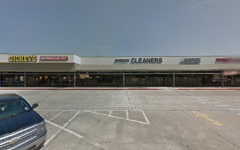 Dry Cleaner «Speedy Cleaners», reviews and photos, 1418 N Loop 336 W, Conroe, TX 77304, USA