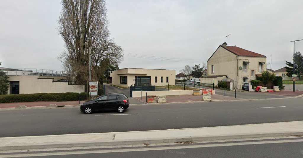 Agence De La Halle à La Chapelle-en-Serval (Oise 60)