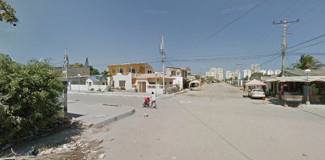 Opiniones de Barrio Los Matias en Salinas - Escuela