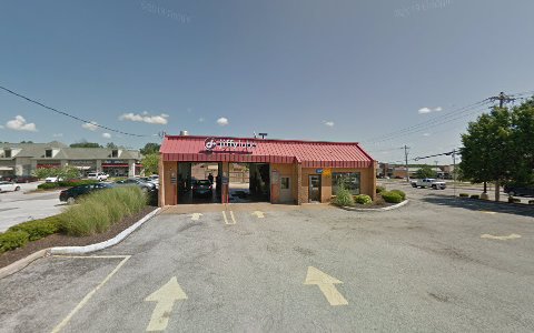 Oil Change Service «Jiffy Lube», reviews and photos, 15849 Manchester Rd, Ellisville, MO 63011, USA