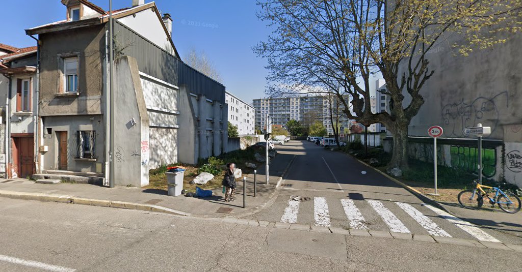 Stacioni Atobuzit Ersida Tours à Saint-Martin-d'Hères (Isère 38)