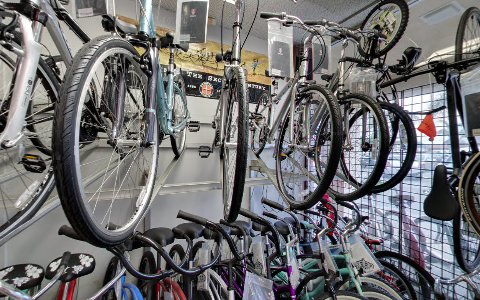 Bicycle Store «Huntington Beach Bicycles», reviews and photos, 15862 Springdale St, Huntington Beach, CA 92649, USA