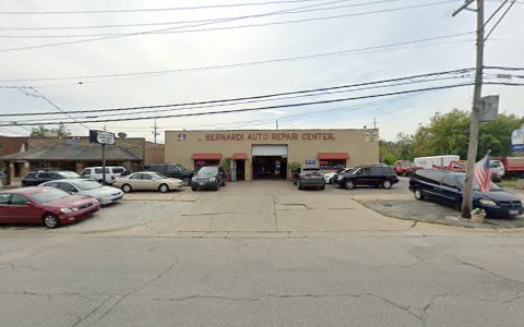 Auto Repair Shop «Bernardi Auto Services Center Inc», reviews and photos, 2666 Waukegan Ave, Highland Park, IL 60035, USA