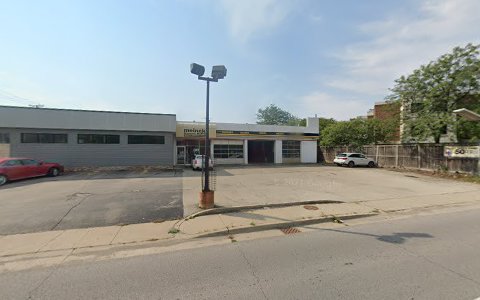 Auto Repair Shop «Meineke Car Care Center», reviews and photos, 9401 W Golf Rd, Des Plaines, IL 60016, USA