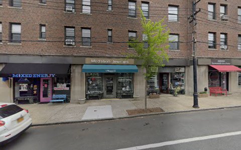 Watch Repair Service «Medallion Jewelers», reviews and photos, 2103 Boston Post Rd, Larchmont, NY 10538, USA