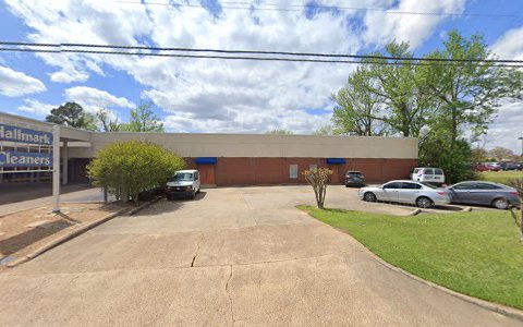 Dry Cleaner «Hallmark Cleaners», reviews and photos, 5869 Ridgewood Rd, Jackson, MS 39211, USA