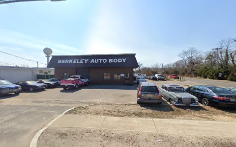 Auto Body Shop «Berkeley Auto Body», reviews and photos, 80 Atlantic City Blvd, Bayville, NJ 08721, USA