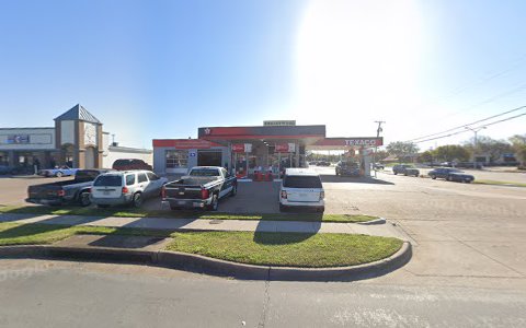 Gas Station «Texaco Dallas», reviews and photos, 11804 Inwood Rd, Dallas, TX 75234, USA