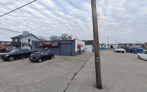 Auto Body Shop «Fred Rieser Auto Body», reviews and photos, 20 Sylvan Ave, Columbus, OH 43204, USA
