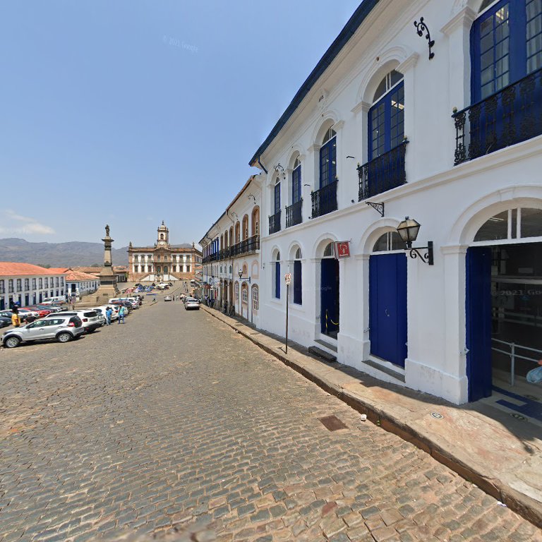 Banco em Ouro Preto  Minas Gerais