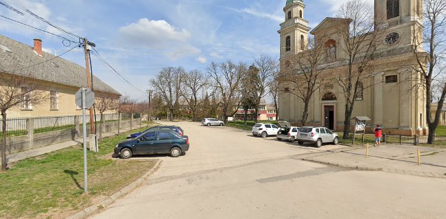 Csákvár, Szent Mihály tér 5-7, 8083 Magyarország