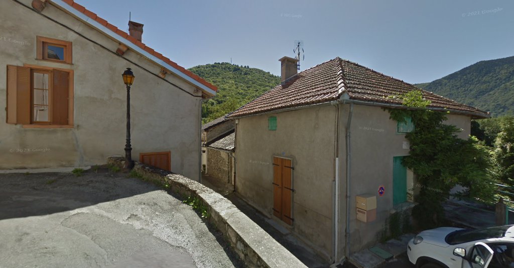 La maison du Lavoir à Unac (Ariège 09)