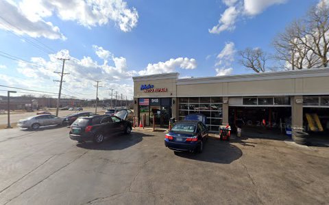 Auto Repair Shop «Maks Auto Repair», reviews and photos, 948 S Bartlett Rd, Streamwood, IL 60107, USA