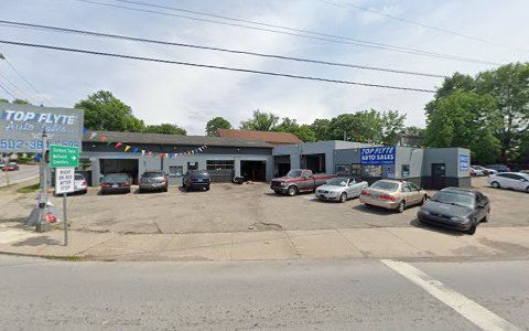 Used Car Dealer «River City Auto Center Inc», reviews and photos, 1800 Brownsboro Rd, Louisville, KY 40206, USA