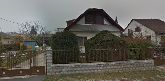 Balatonalmádi, Töhötöm u. 4, 8220 Magyarország