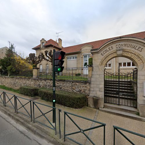Ecoles Communales à Vaux-sur-Seine