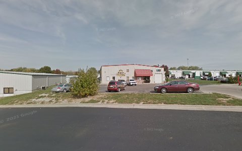 Auto Body Shop «Precision Collision Center LLC», reviews and photos, 6604 Royal St, Liberty, MO 64068, USA