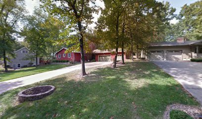 Wade Mark W - Pet Food Store in Carlinville Illinois