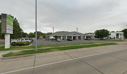 Ogden chiropractor - Pet Food Store in Farr West Utah