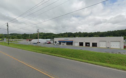 Car Dealer «Quick Lane Tire & Auto Center», reviews and photos, 2238 W Elk Ave, Elizabethton, TN 37643, USA