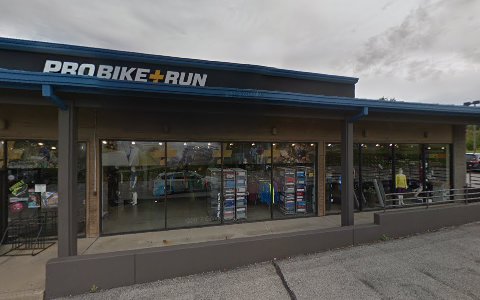 Shoe Store «PRO BIKE+RUN Robinson», reviews and photos, 3100 Robinson Ln, Pittsburgh, PA 15205, USA