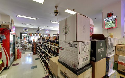 Wine Store «Lowertown Wine & Spirits», reviews and photos, 262 4th St E # 101, St Paul, MN 55101, USA
