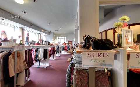 Consignment Shop «The Wardrobe, resale store benefiting Career Wardrobe», reviews and photos, 1822 Spring Garden St, Philadelphia, PA 19130, USA