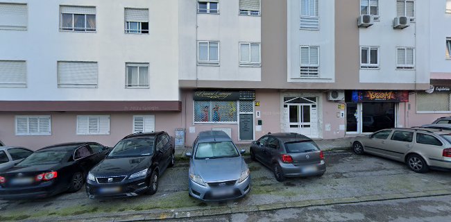 Rua Victor dos Santos, Alameda Santa Marta do Pinhal nº 7A, 2855-604 Corroios, Portugal